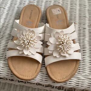 St. John’s Bay White Flower Sandal
